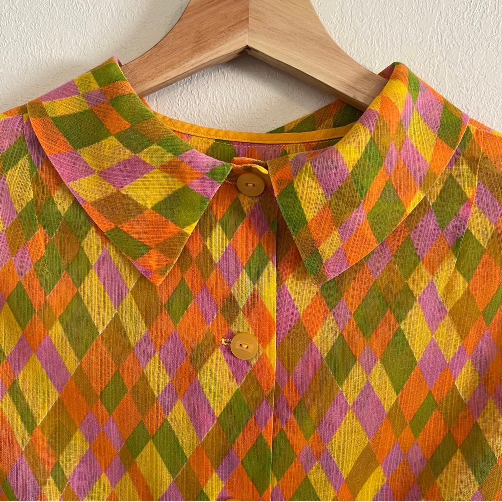 Vintage Diamond Pattern Sheer Button Up - Picture 4 of 16